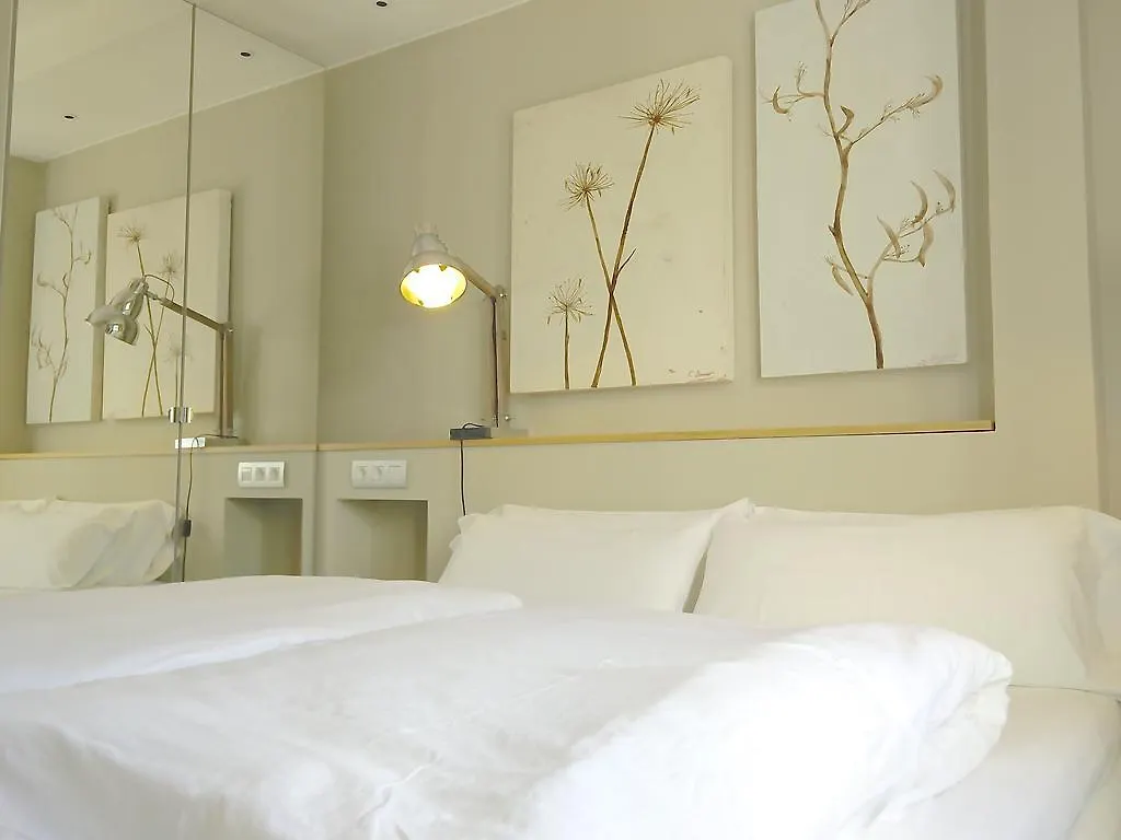 Ferran Pedralbes Penthouse Apartment Barcelona